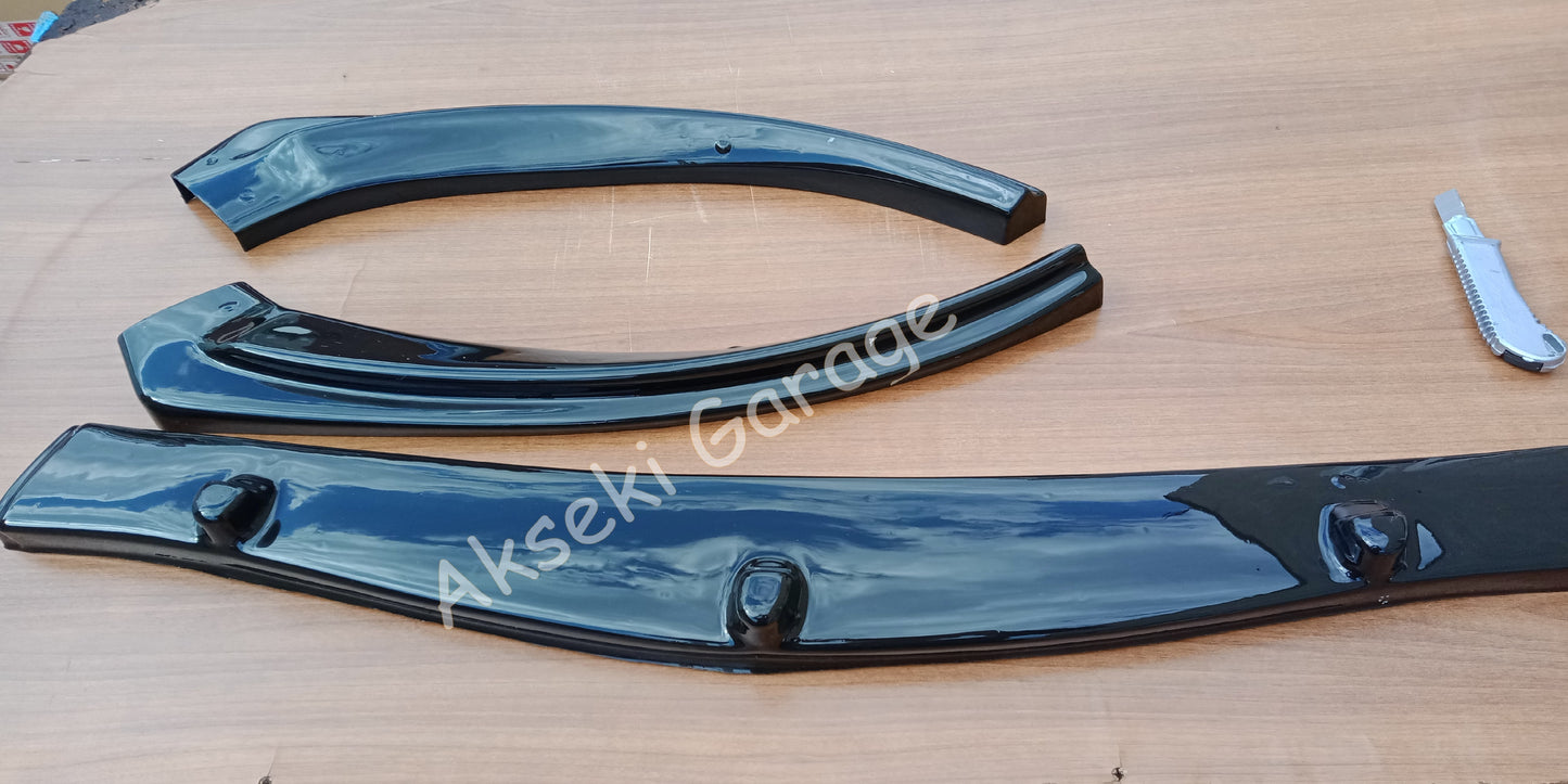 Front Bumper Lip for Alfa Romeo Giulietta (2010–2020) – Glossy Black Sport Trim