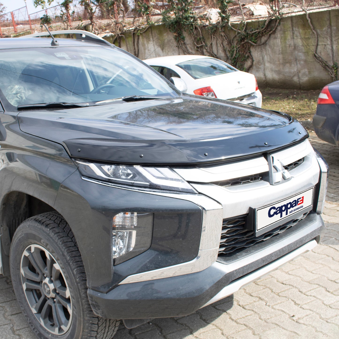 For Mitsubishi L200 Front Hood Protection Spoiler (2019–2025) – Bug Shield & Hood Deflector Guard