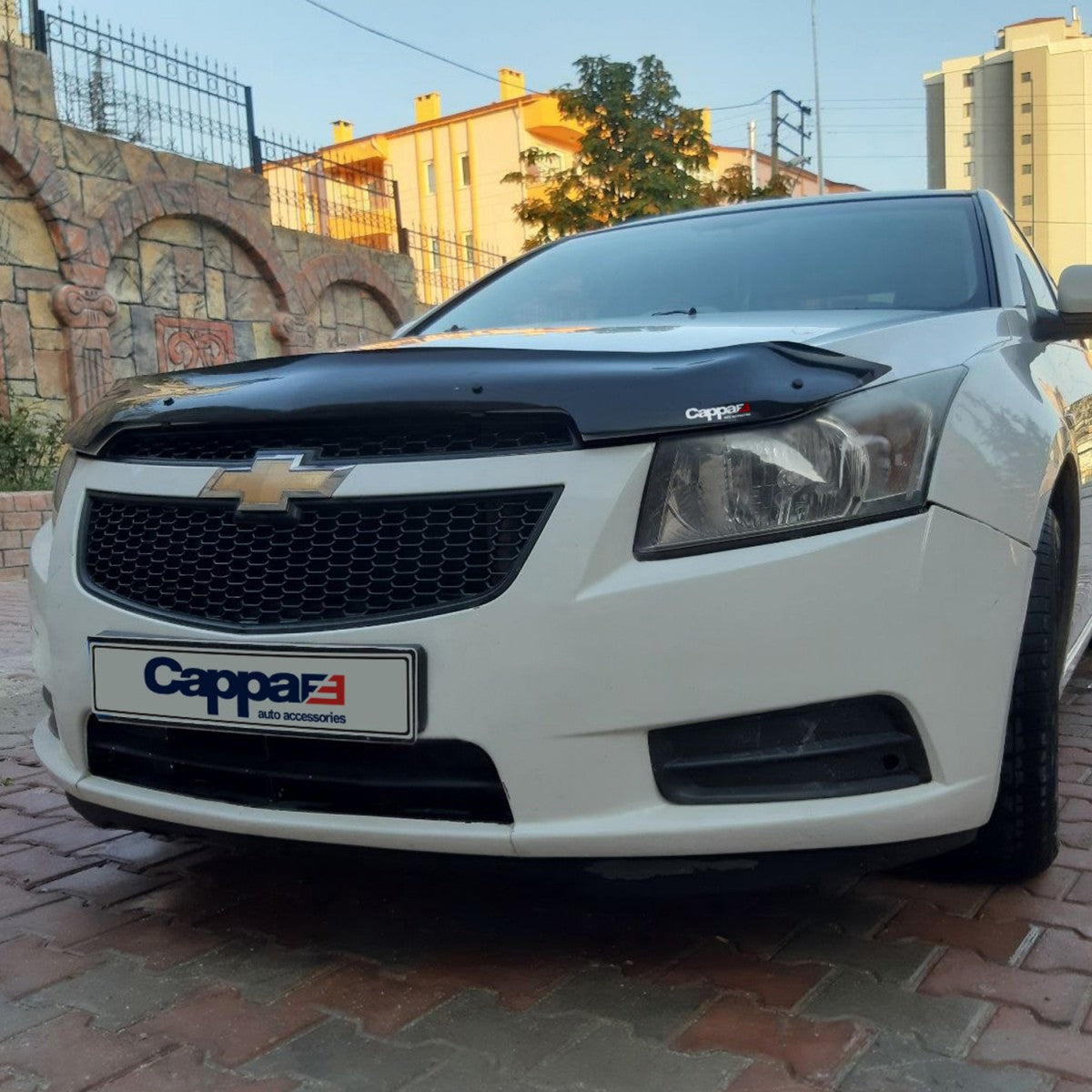 For Chevrolet Cruze Front Hood Protection Spoiler / Bug Shield (Glossy Black, 2008–2016)