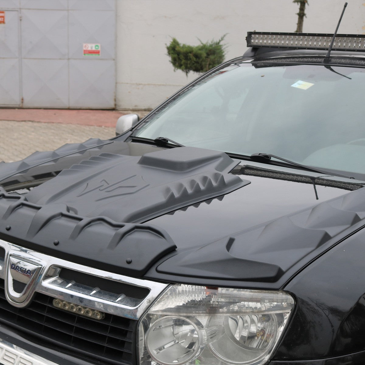 For Dacia Duster 2010–2024 Dragon Pack Hood Protector – 3-Piece Set | Premium Front Hood Guard