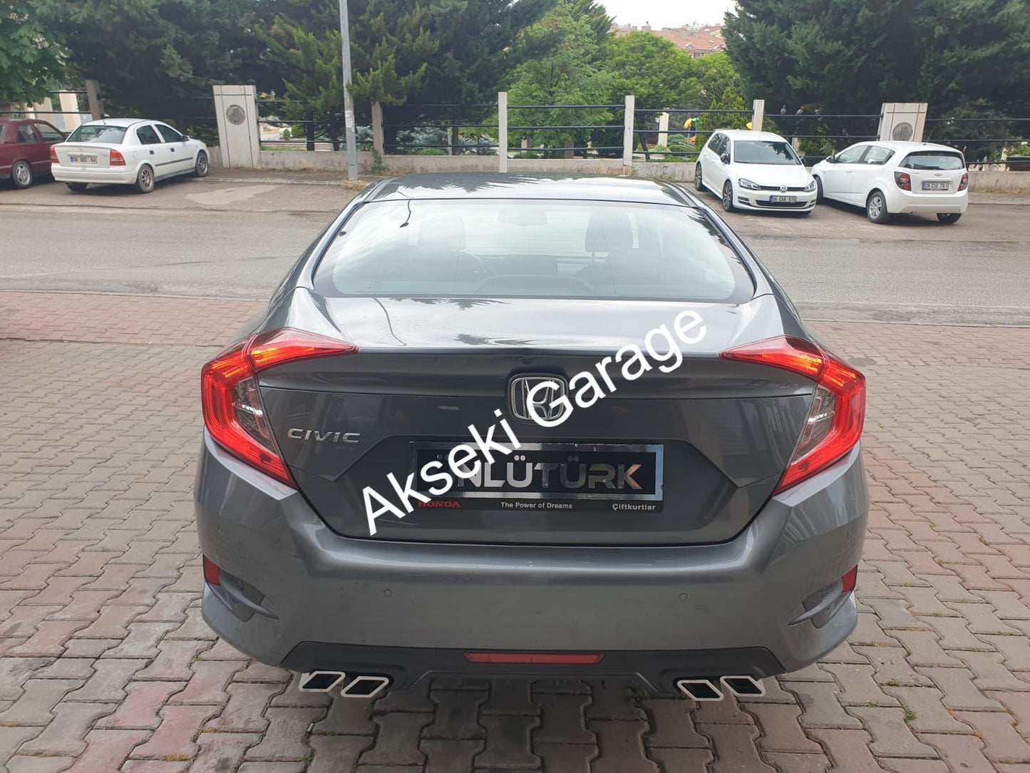 4 Exhaust Style Rear Diffuser for Honda Civic FC5 (2016–2020) – Aggressive Look & Sporty Rear Upgrade