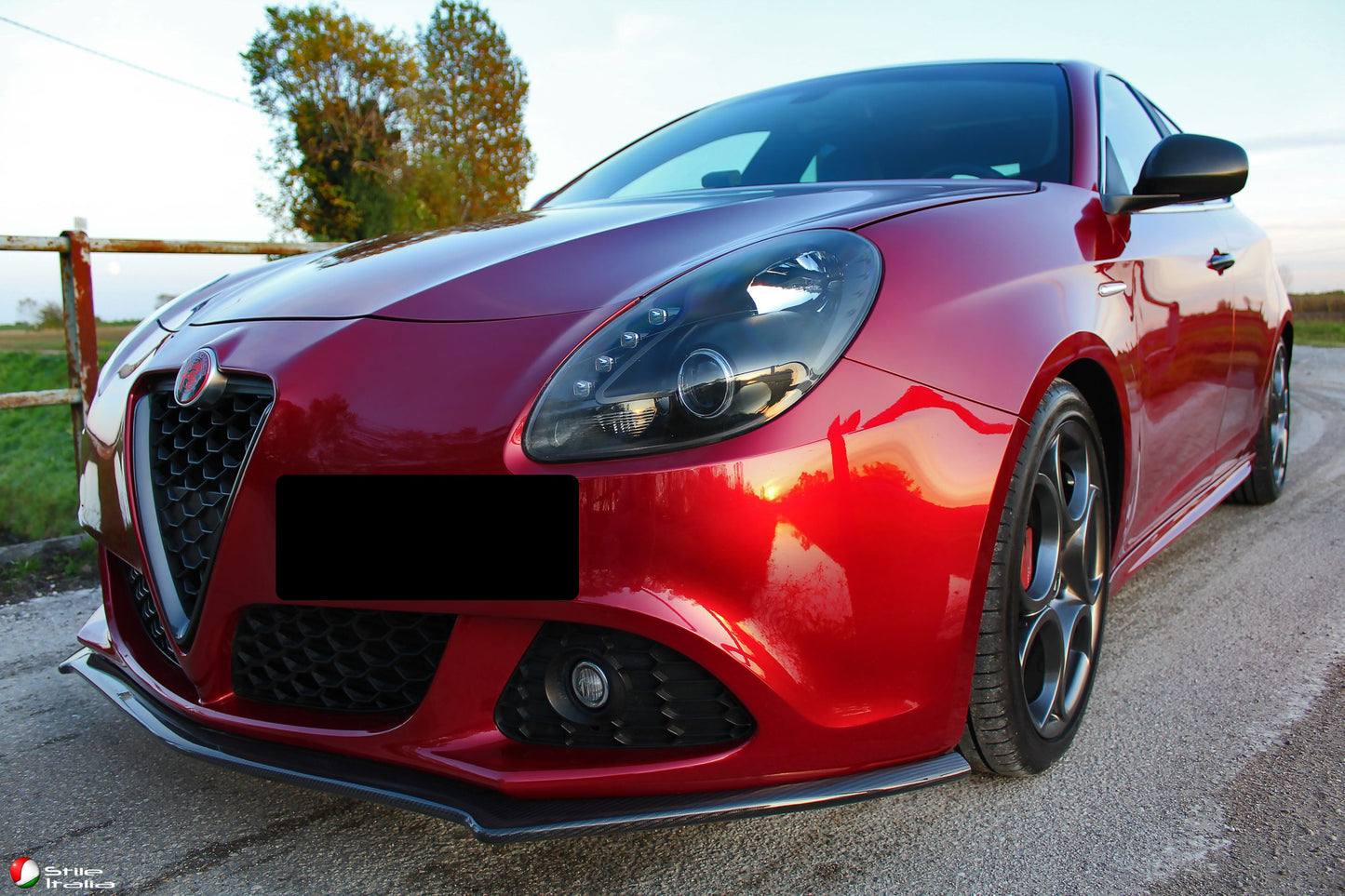 Front Bumper Lip for Alfa Romeo Giulietta (2010–2020) – Glossy Black Sport Trim