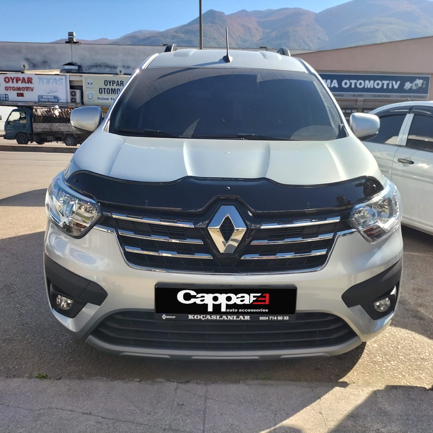 Front Hood Protection Spoiler for Renault Kangoo Express (2021–2026) – Bug Shield & Deflector Guard