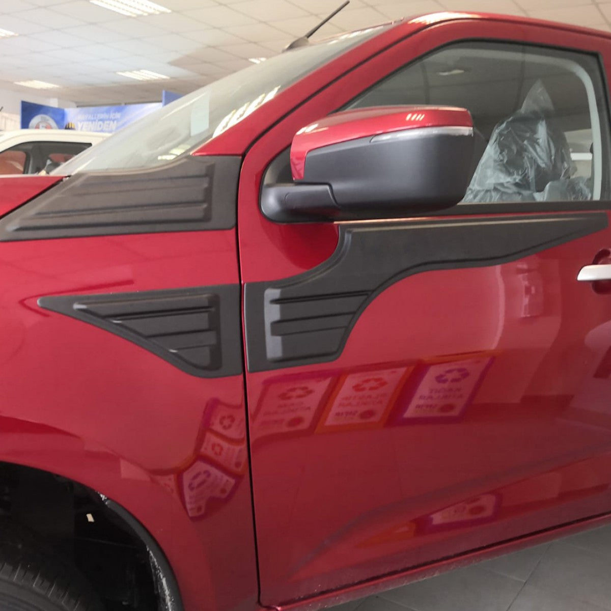 For Isuzu D-Max 2021–2026 Bat Side Door Cover & Hood Protector – 6-Piece Custom Guard Kit