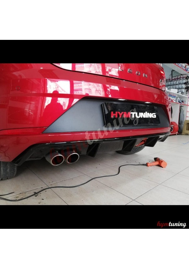 Custom One Outlet Glossy Black Rear Diffuser for Seat Leon Mk3.5 (2017–2020) – Sporty Upgrade