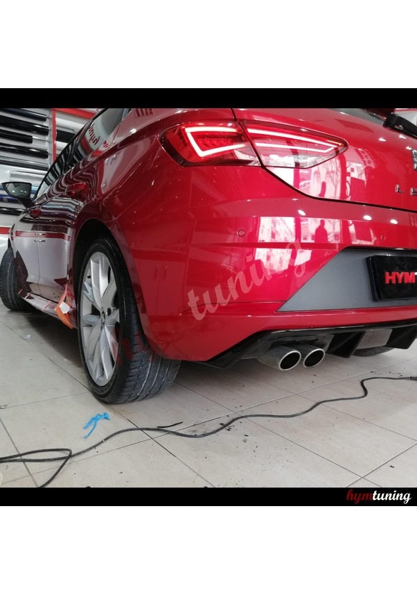 Custom One Outlet Glossy Black Rear Diffuser for Seat Leon Mk3.5 (2017–2020) – Sporty Upgrade