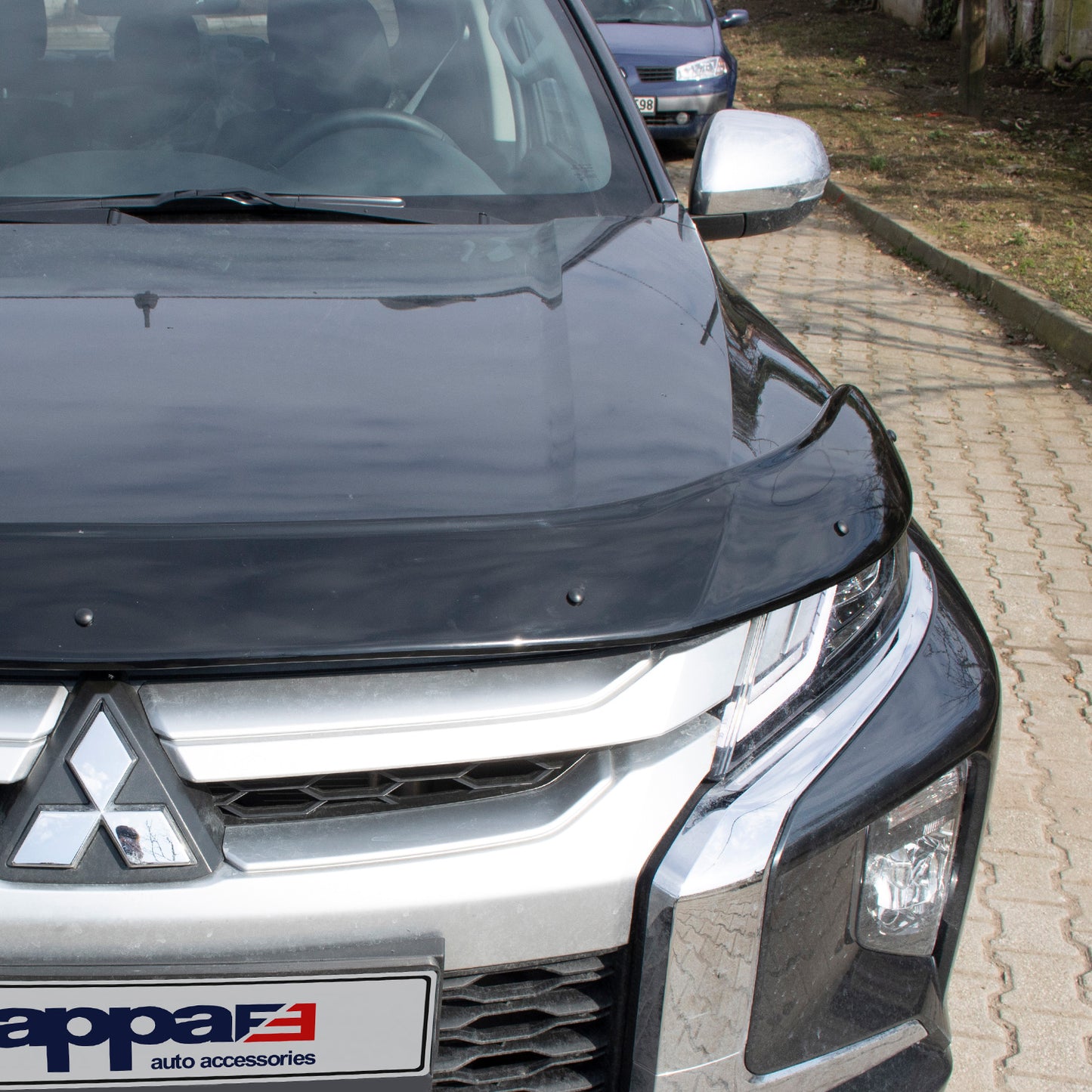 For Mitsubishi L200 Front Hood Protection Spoiler (2019–2025) – Bug Shield & Hood Deflector Guard