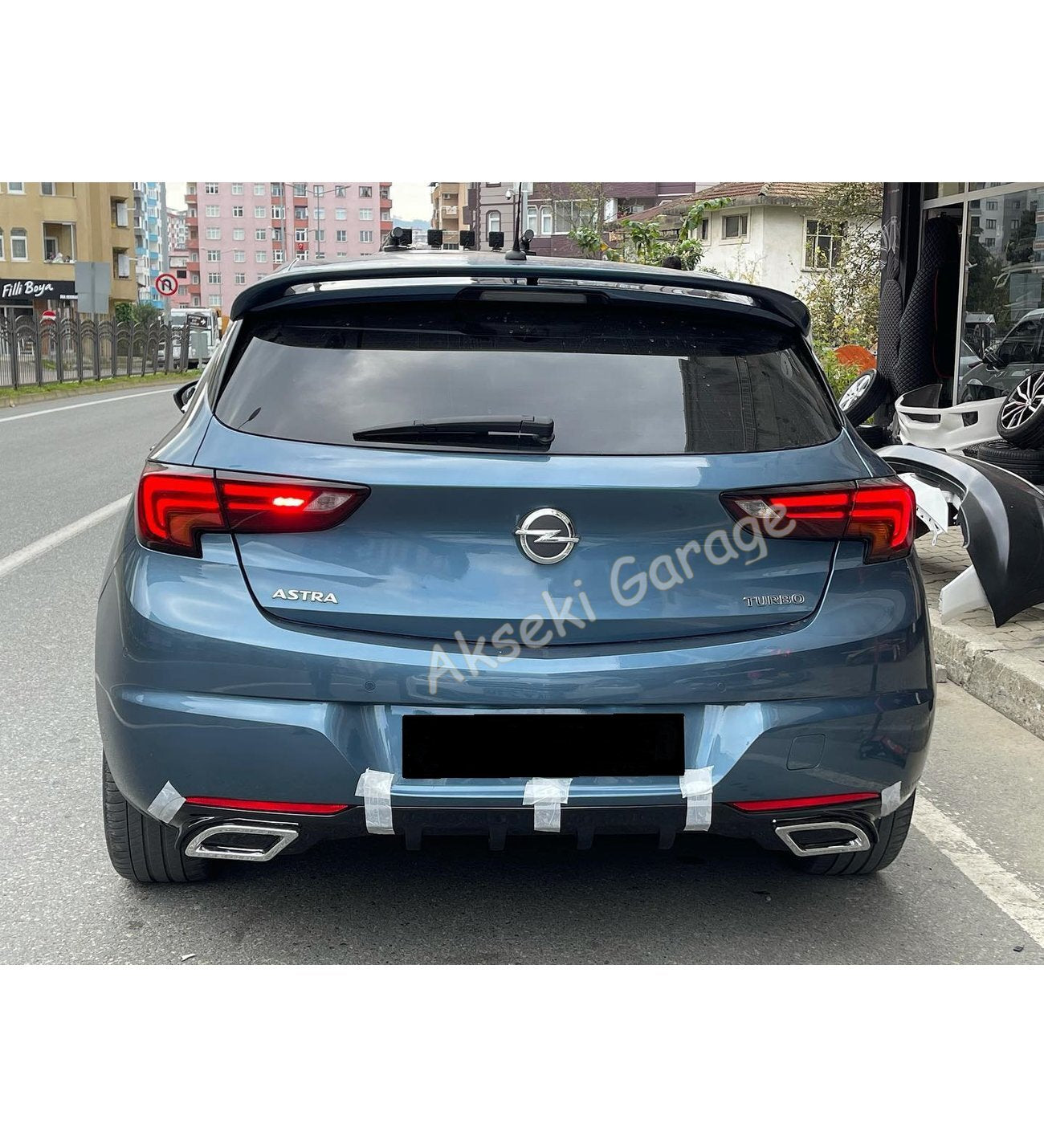 Sport Rear Diffuser with Chrome Exhaust Tip for Opel Astra K (2015–2021) – Piano Black Styling Set