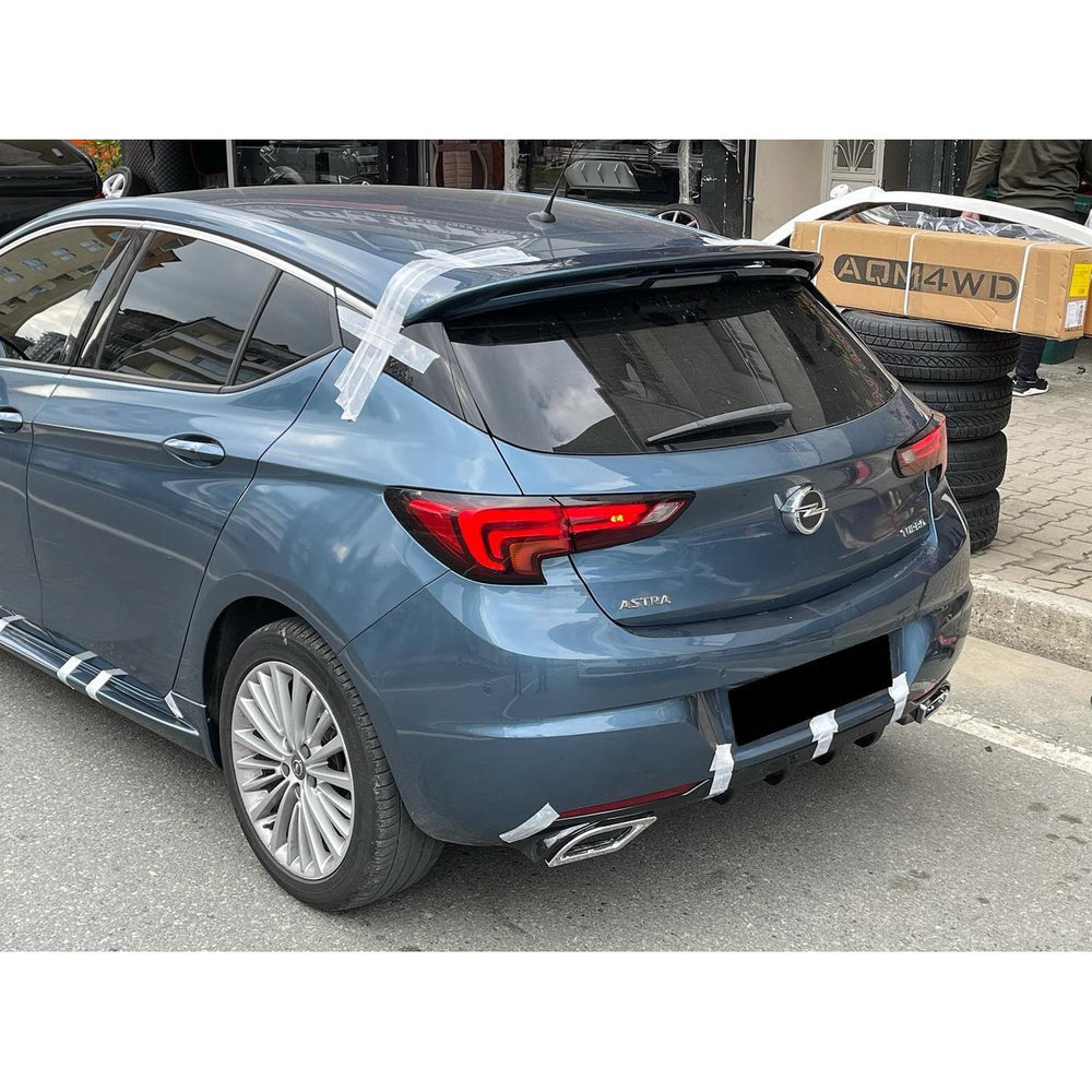 
                  
                    Sport Rear Diffuser with Chrome Exhaust Tip for Opel Astra K (2015–2021) – Piano Black Styling Set
                  
                