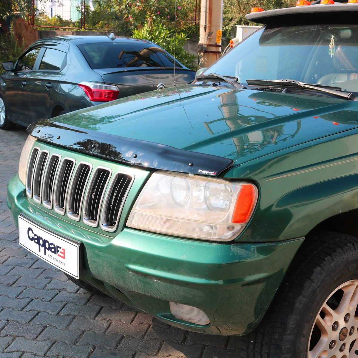 For Jeep Grand Cherokee 1999–2004 Glossy Black Hood Deflector – Bug Shield & Front Protection Spoiler | Auto Styling
