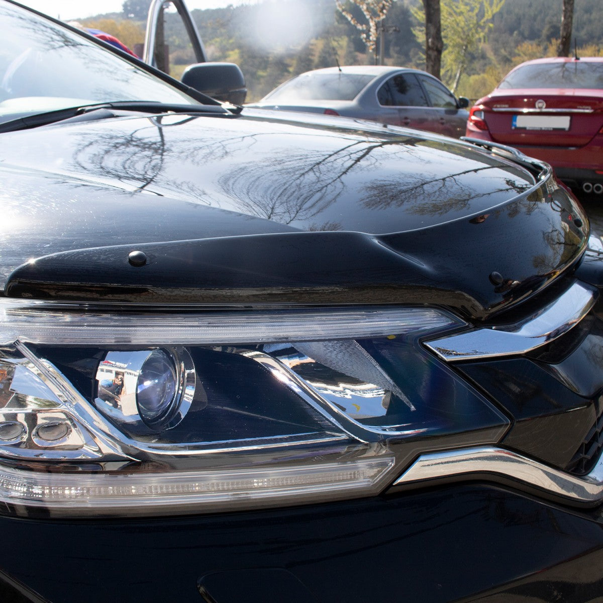 Glossy Black Hood Deflector for Honda CR-V (2013–2018) – Bug Shield & Front Hood Protection Spoiler