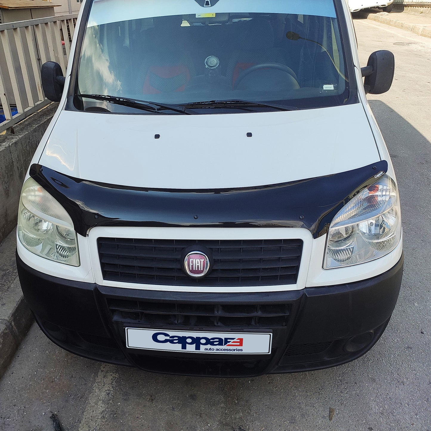 For Fiat Doblo / Dodge Ram Promaster 2006–2010 Hood Deflector – Glossy Black Bug Shield & Bonnet Protector