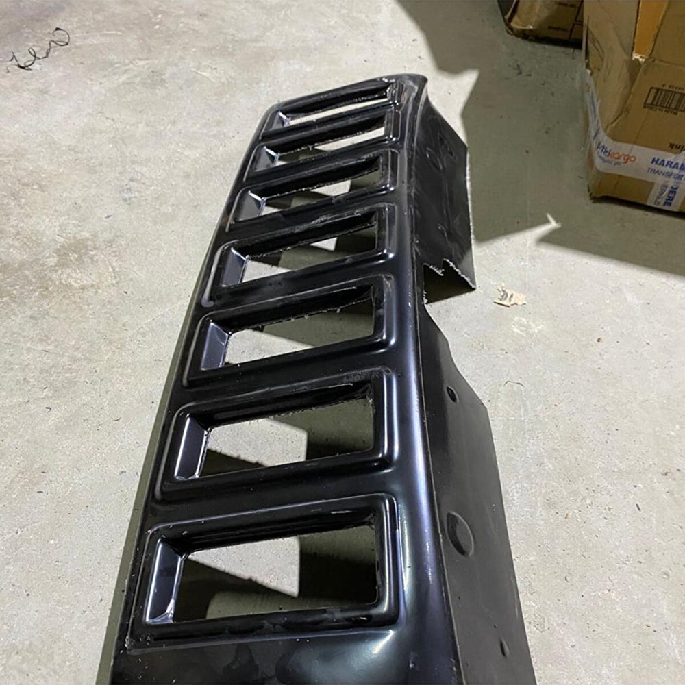 For acia Duster 2009–2017 Jeep Style Front Grille – Gloss Black Front Bumper Upgrade