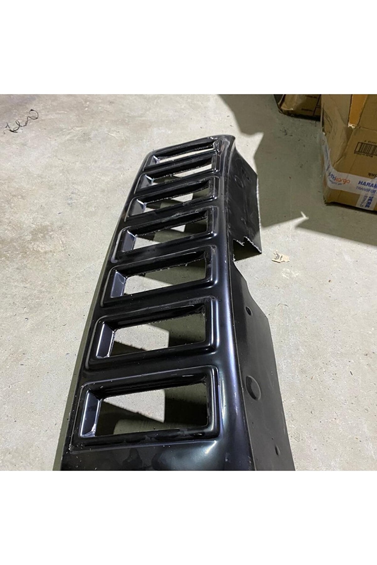 For acia Duster 2009–2017 Jeep Style Front Grille – Gloss Black Front Bumper Upgrade