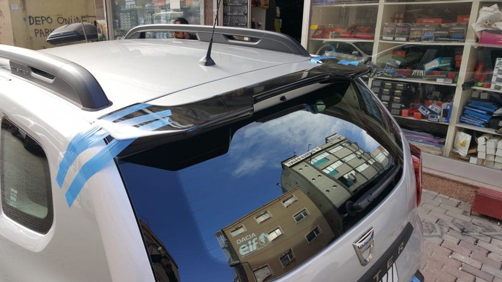 
                  
                    For Dacia Duster 2018–2024 Rear Spoiler – Fiberglass | Unpainted & Unprimed | Customizable Sport Styling
                  
                