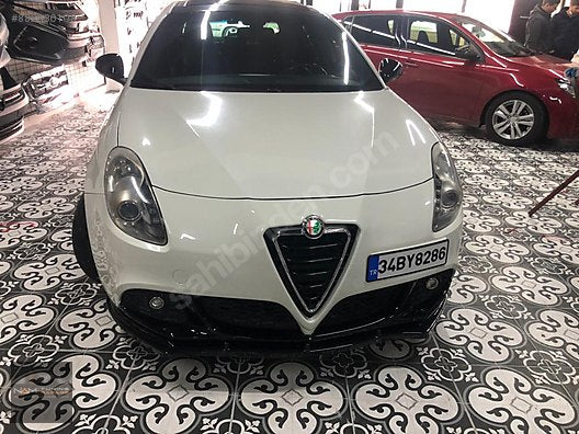 Front Bumper Lip for Alfa Romeo Giulietta (2010–2020) – Glossy Black Sport Trim