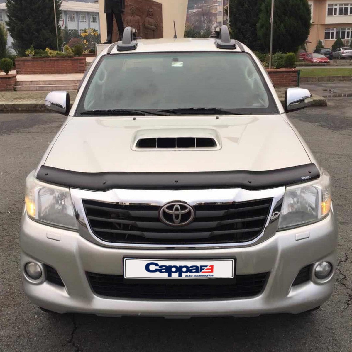 Glossy Black Front Hood Bug Shield & Deflector for Toyota Hilux (2012–2015) – Hood Protection Spoiler Guard