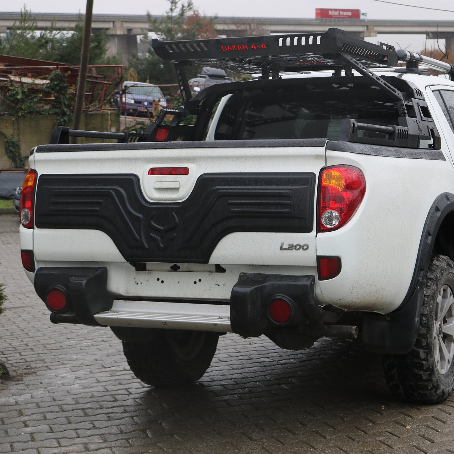 For Mitsubishi L200 Trunk Cover Protection (2007–2015) – Durable Bed Cover & Cargo Shield
