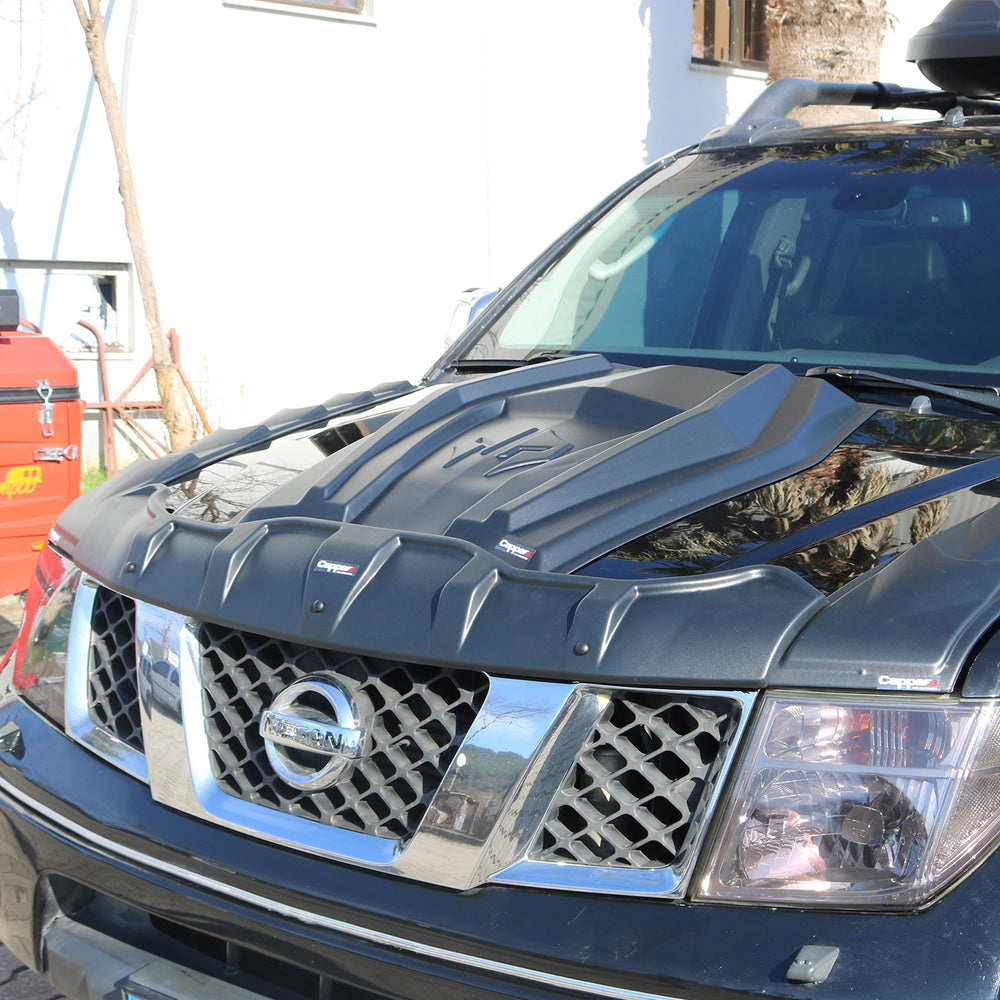 For Nissan Navara Bonnet Guard Embossed Hood Scoop (2006–2015) – Stylish Hood Protector & Air Scoop