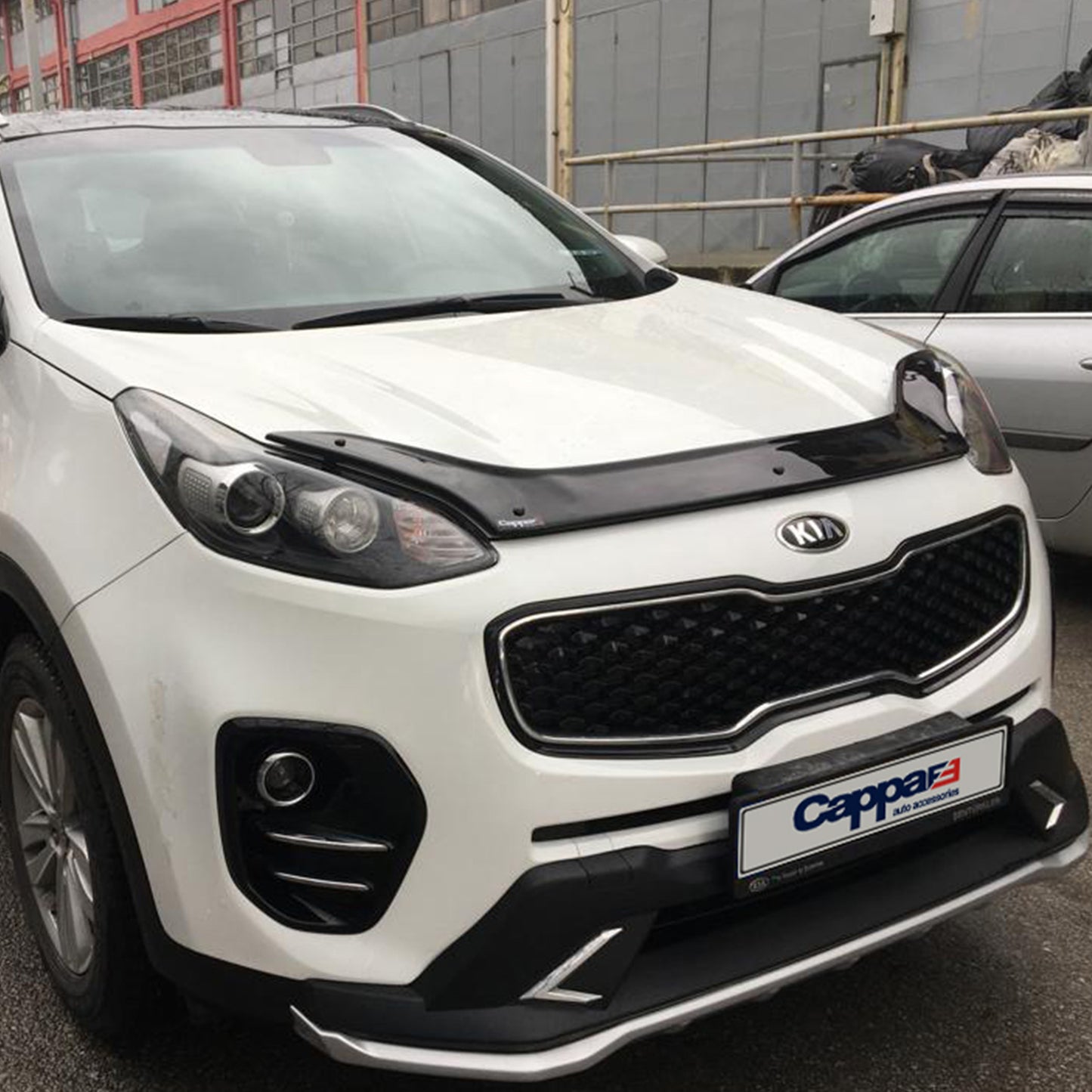Kia Sportage 2016–2019 Front Hood Deflector – Glossy Black Bug Shield & Hood Protection Spoiler