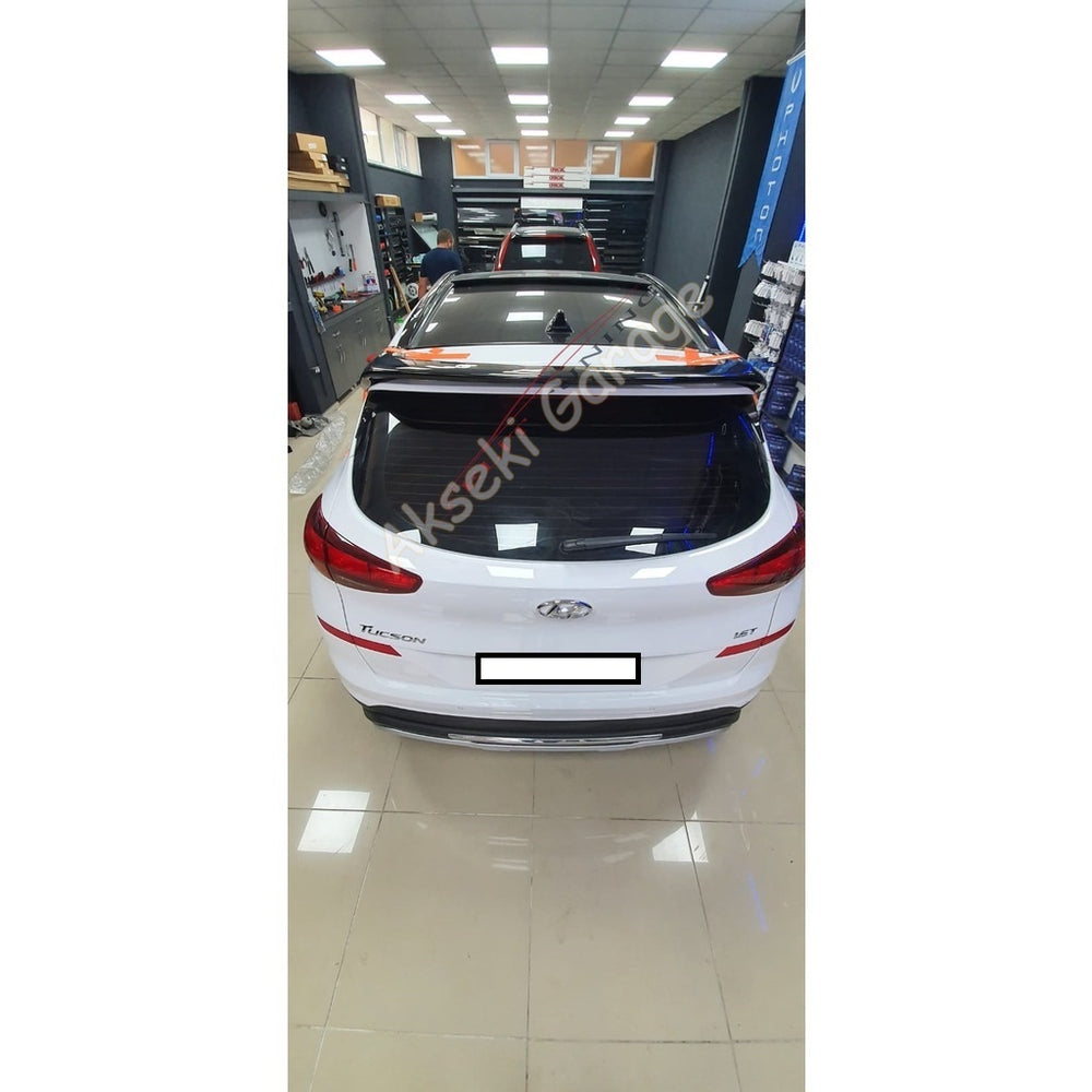 For Hyundai Tucson Spoiler (2016–2020) – Unpainted Fiberglass Rear Wing for Custom Styling