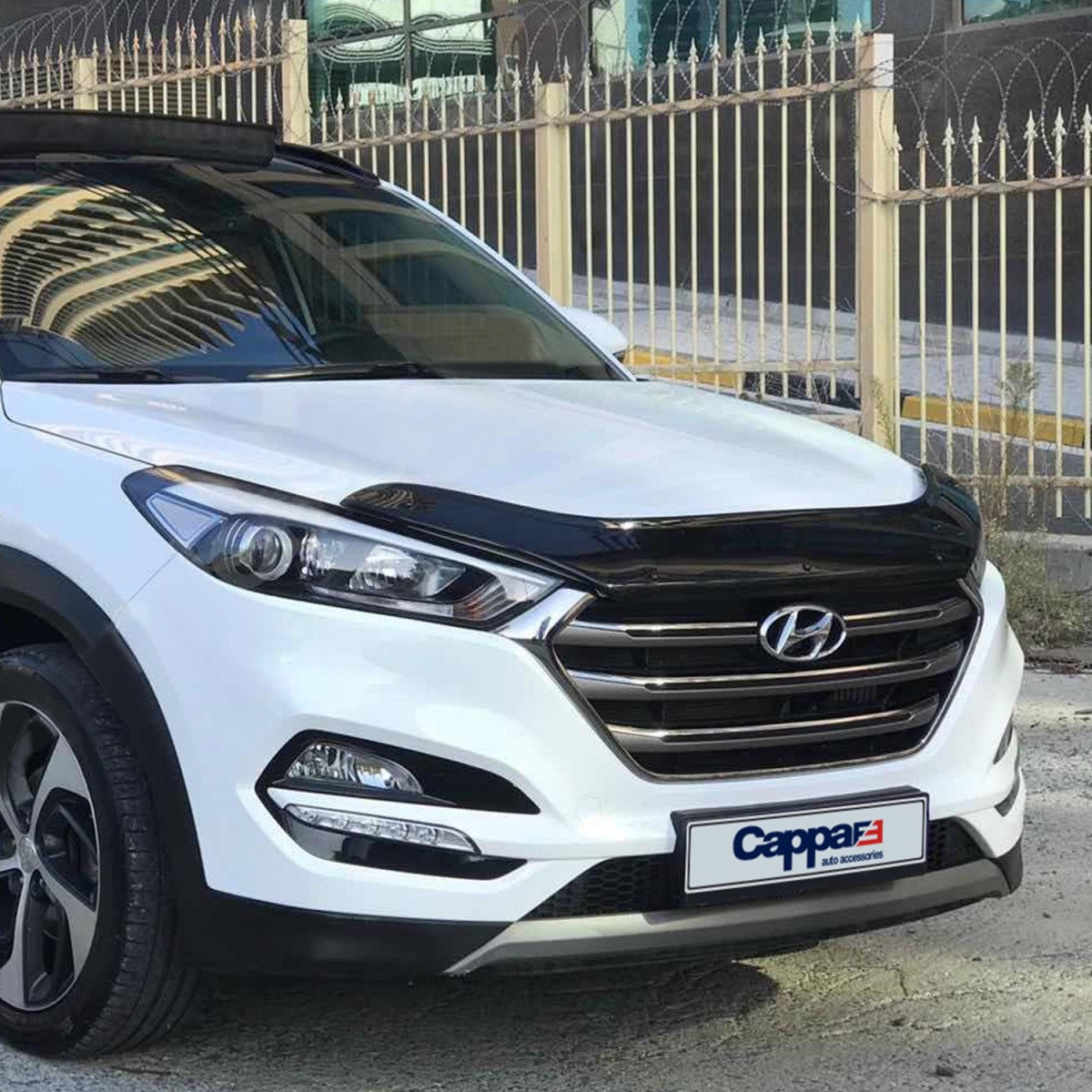 For Hyundai Tucson Front Hood Protection Spoiler – Bug Shield & Hood Deflector Guard (2016–2020)